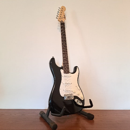 Squier Strat bullet Electric Guitar