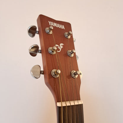 Yamaha F370 Acoustic guitar
