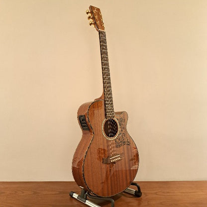 Tanglewood Acoustic guitar Lebanon