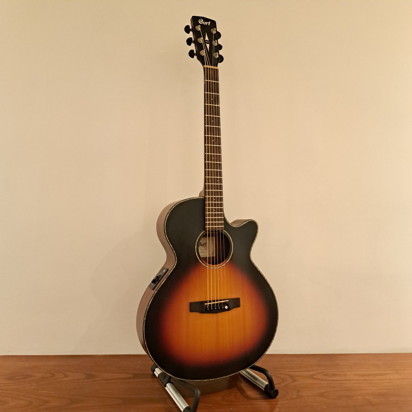 Cort SFX-E-TTS Electro Acoustic Guitar