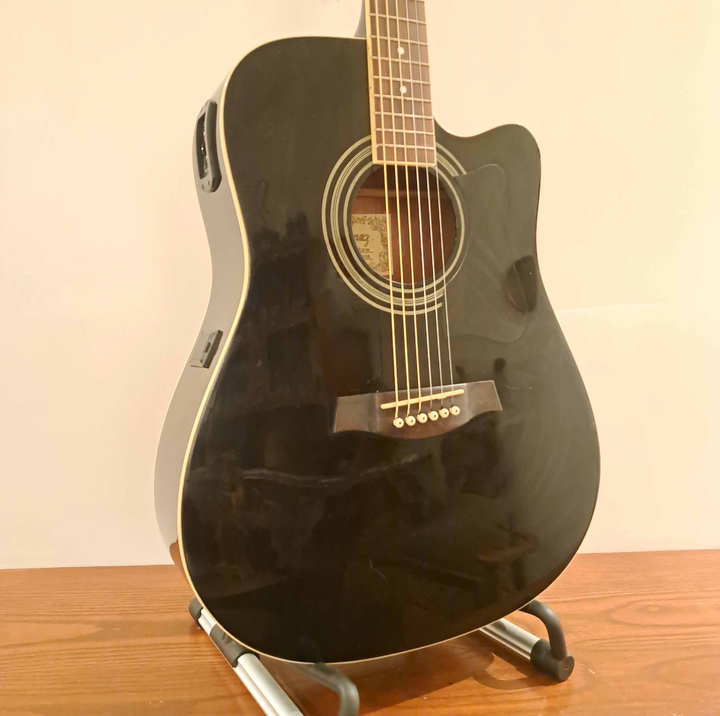 Ibanez V70CE-BK Electro Acoustic Guitar