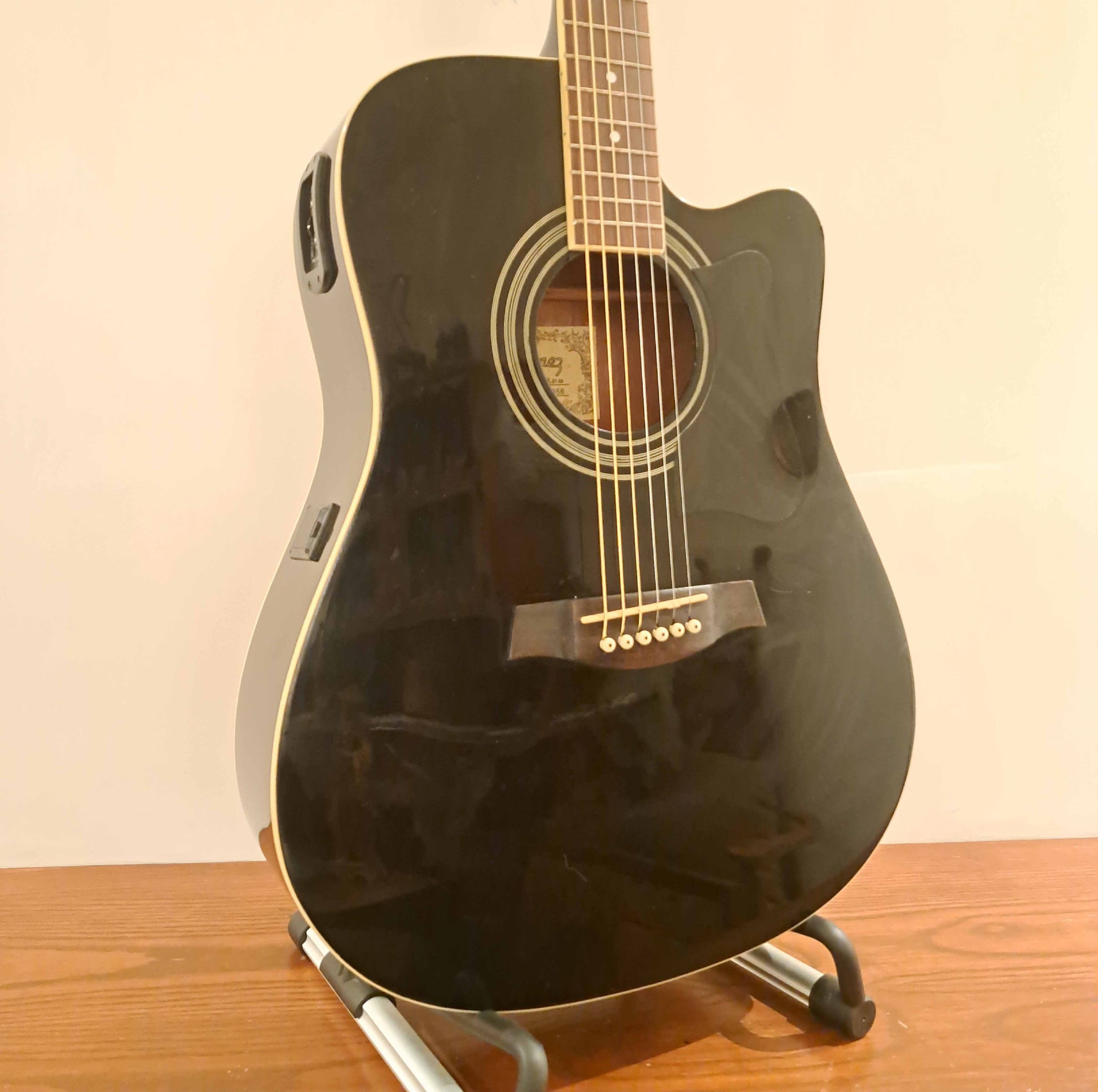 Ibanez V70CE Dreadnought Acoustic-Electric Guitar Music