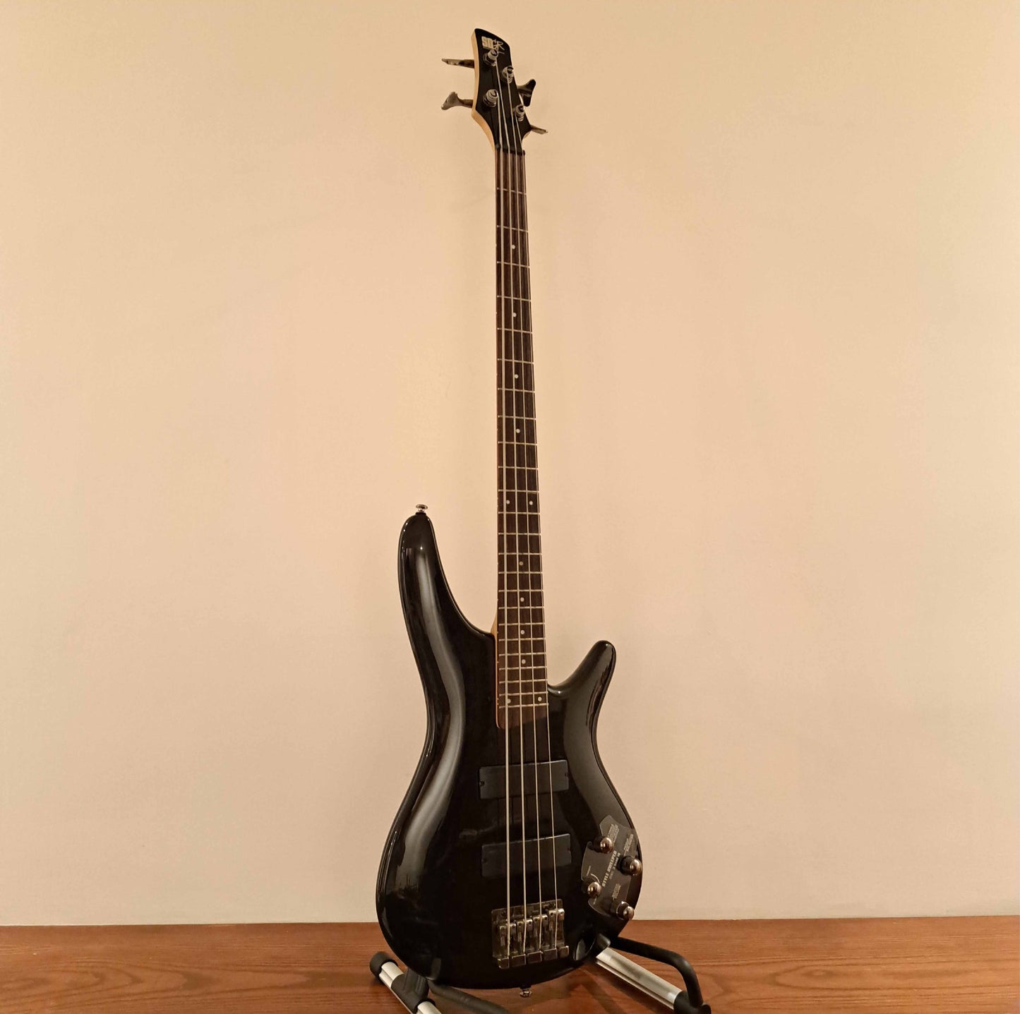 Ibanez SR300 Bass
