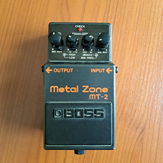 Boss Metal zone MT2 Distortion Pedal