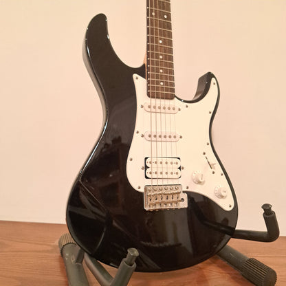 Yamaha EG112 Electric Guitar