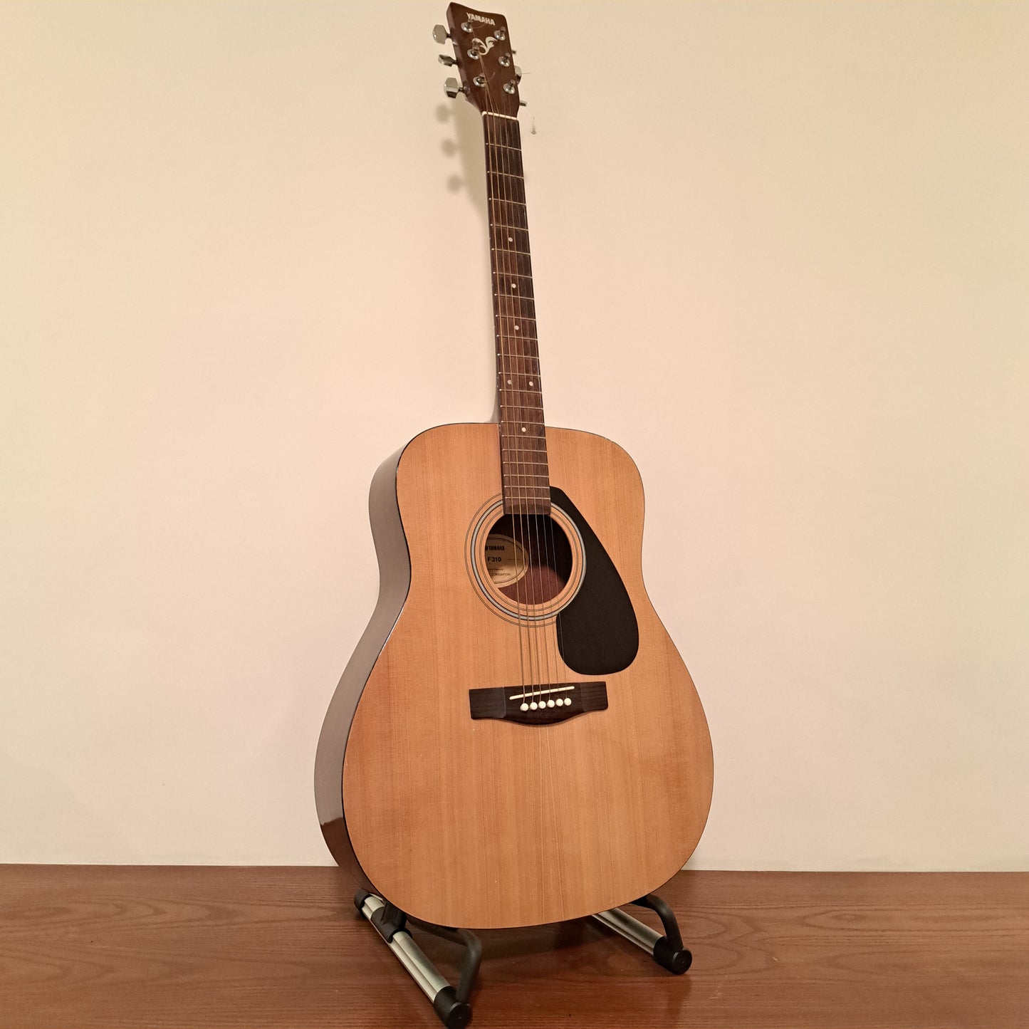 Yamaha F310 Acoustic Guitar