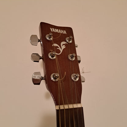 Yamaha F310 Acoustic Guitar