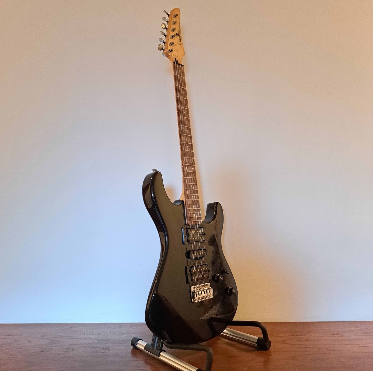 Yamaha ERG121 Electric Guitar